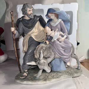 VTG Classic Treasures Porcelain Collectable Joseph Mary And Baby Jesus Sculpture